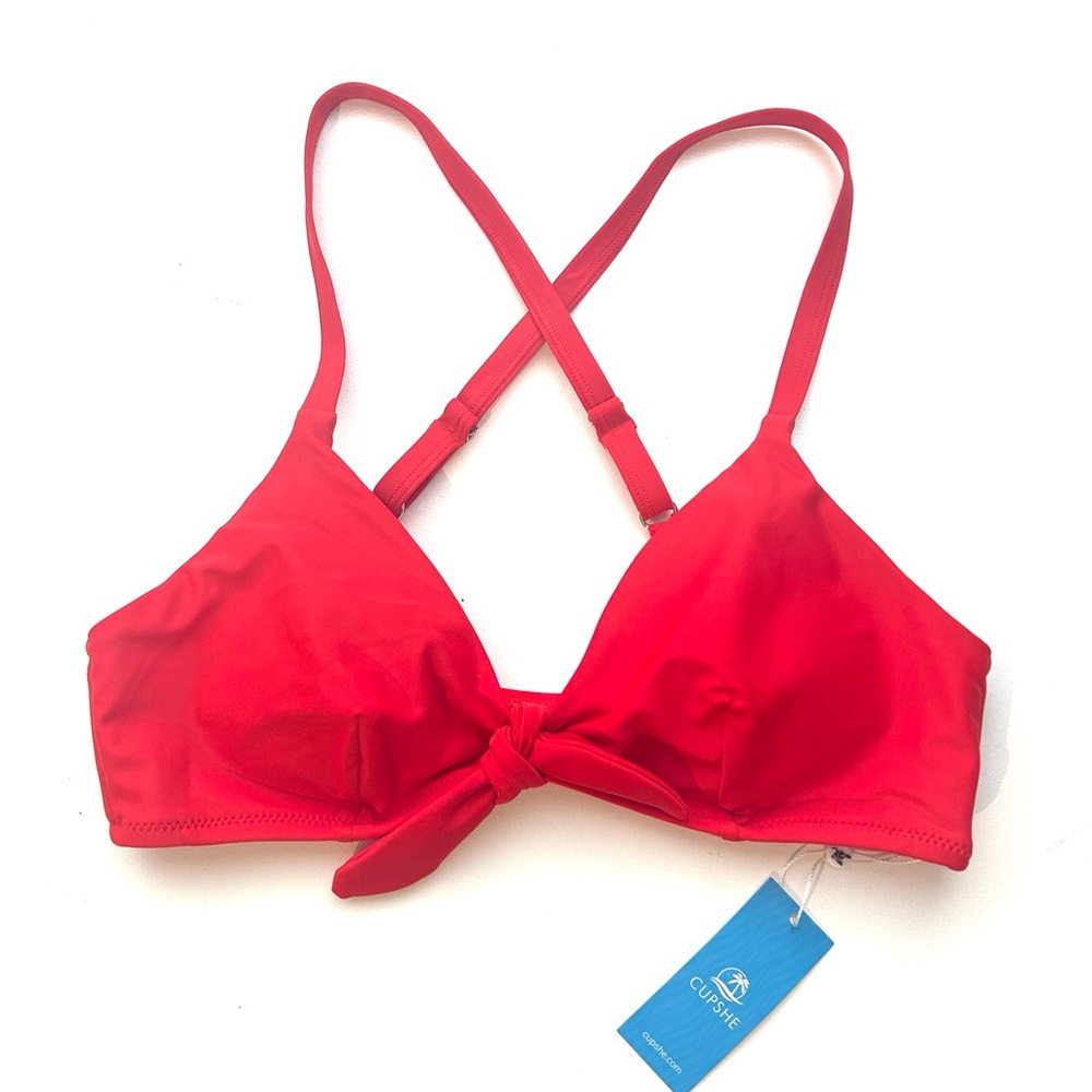 ⭐️ 2/$35  NWT CUPSHE tie front racerback bikini top (red)